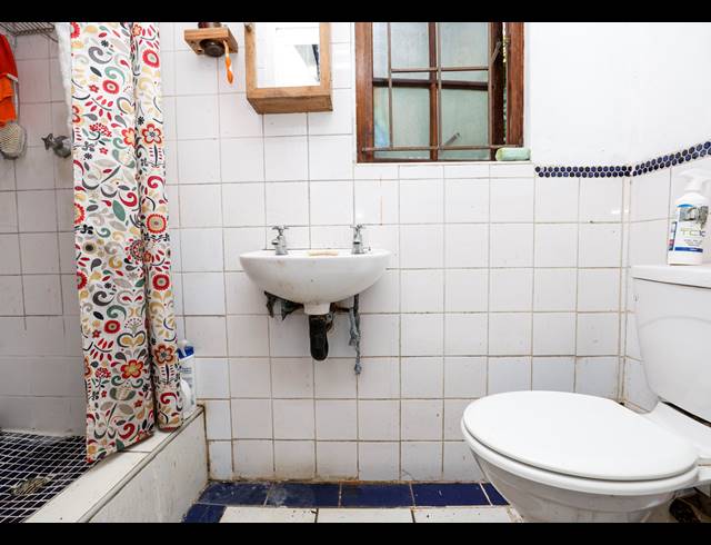 4 BEDROOM FREESTANDING FOR SALE IN PARK HILL